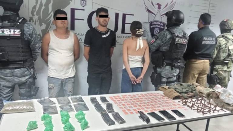 Autoridades detuvieron a tres personas presuntamente relacionadas con el multihomicidio de 10 personas ocurrido el 18 de julio en Zacatecas.