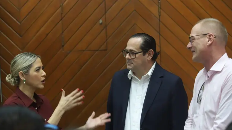 El Cabildo de Mazatlán aprobó en sesión extraordinaria el addendum para que el Gran Acuario pague el adeudo con el Municipio.