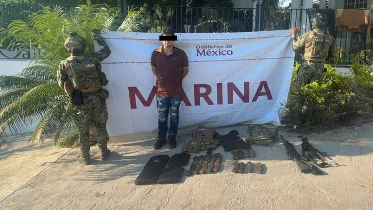 Marina asegura 84 artefactos explosivos, armamento y dos vehículos durante operativo en La Noria.