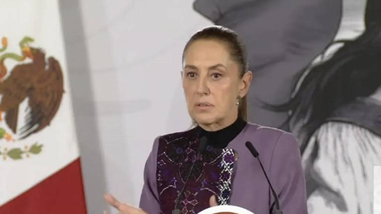 La Presidenta Claudia Sheinbaum Pardo expresó que corresponde al Senador Enrique Inzunza Cázarez si solicita licencia al cargo o no.