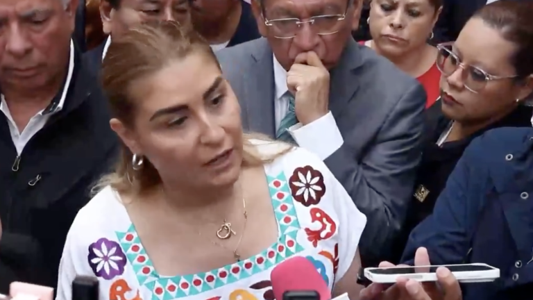 La Fiscal del Estado de Puebla, Idamis Pastor, informa que una de las líneas de investigación en el caso apunta a un “tema familiar”.