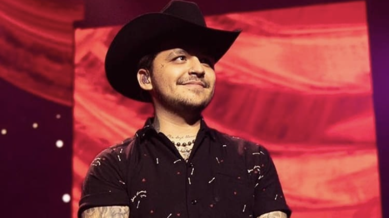 Internautas acusan a Christian Nodal por maltrato animal.