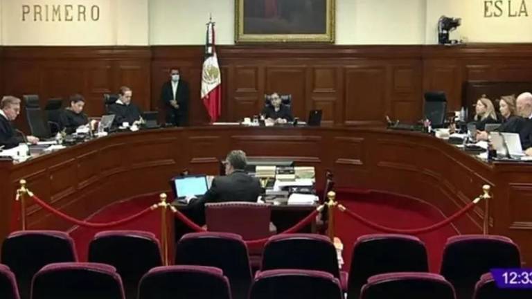 Por mayoría de ocho votos, los ministros integrantes de SCJN consideraron que era constitucional la reforma a diversos artículos de la Ley de Hidrocarburos.