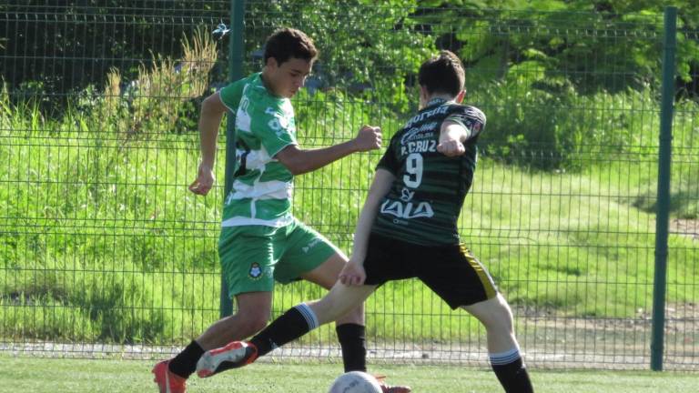 Con buenos duelos arranca el circuito.