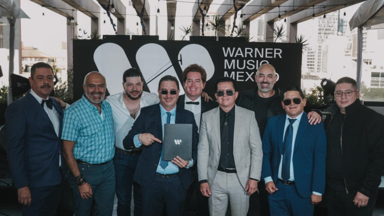 Los Alegres del Barrancoya forman parte de Warner Music México.