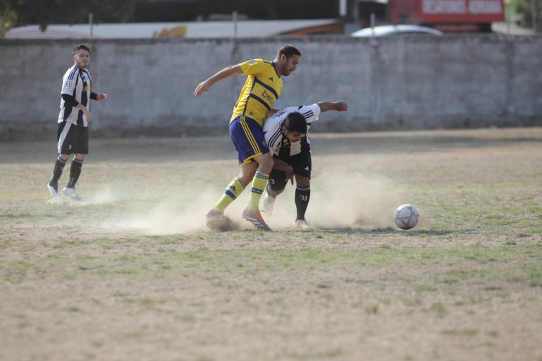 IMSS confirma liderato de Futbol Intermédicos con goleada a Cristian Muñoz