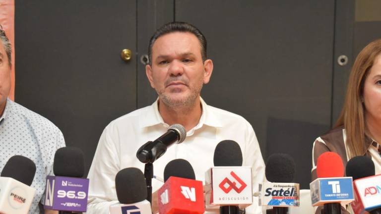 Sergio Torres, dirigente de Movimiento Ciudadano en Sinaloa, señaló que el partido sostendrá una reunión el 29 de septiembre en la CDMX para lanzar la convocatoria por la candidatura presidencial.