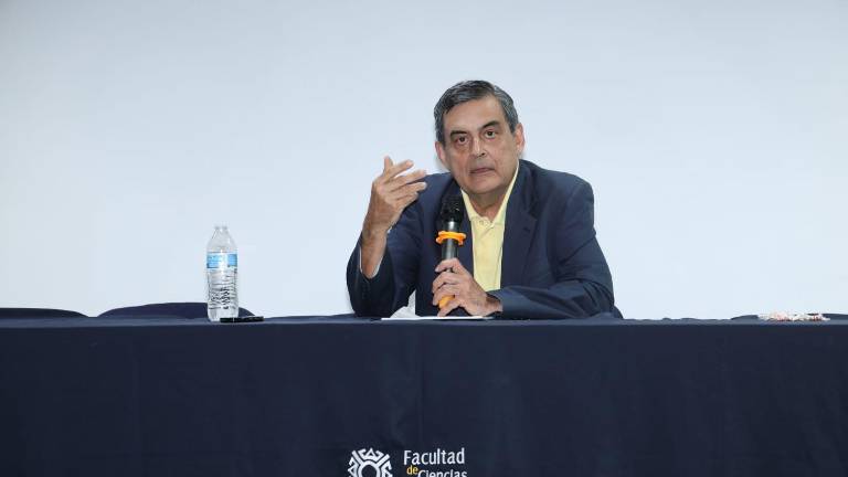 Blancarte Pimentel indicó que la religión está siendo ahora utilizada para la guerra.