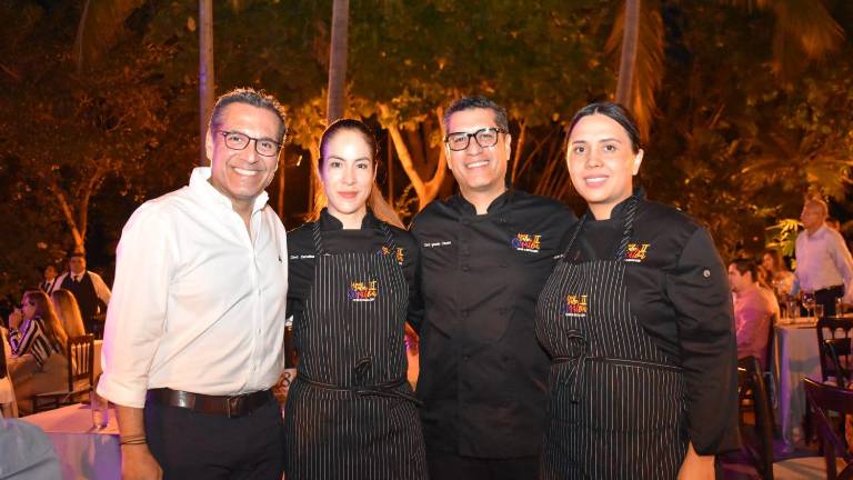 Luis Osuna, Carolina Zatarain, Ignacio Osuna e Irma Tarín.