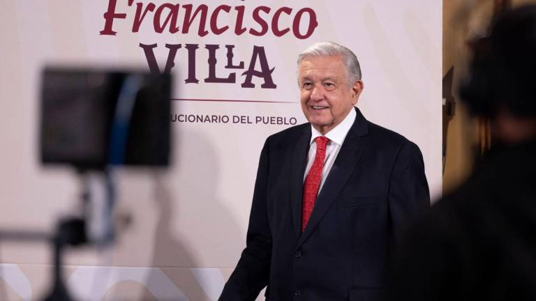 El Presidente Andrés Manuel López Obrador consideró que su Gobierno y los mexicanos que así lo quisieran, podrían participar en la compra de acciones de Banamex