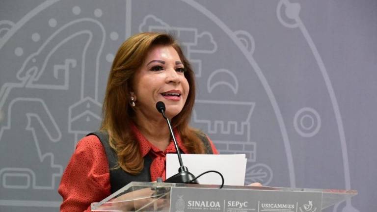 Gloria Himelda Félix Niebla, Secretaria de Educación en Sinaloa.