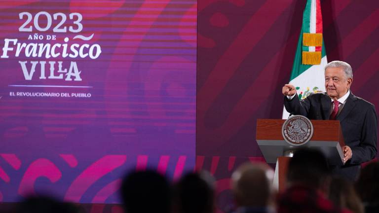 El Presidente de México dijo que las críticas a los libros de texto gratuitos formaban parte de una campaña.