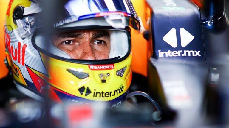 Checo Pérez, sancionado 10 lugares para el Gran Premio de Italia