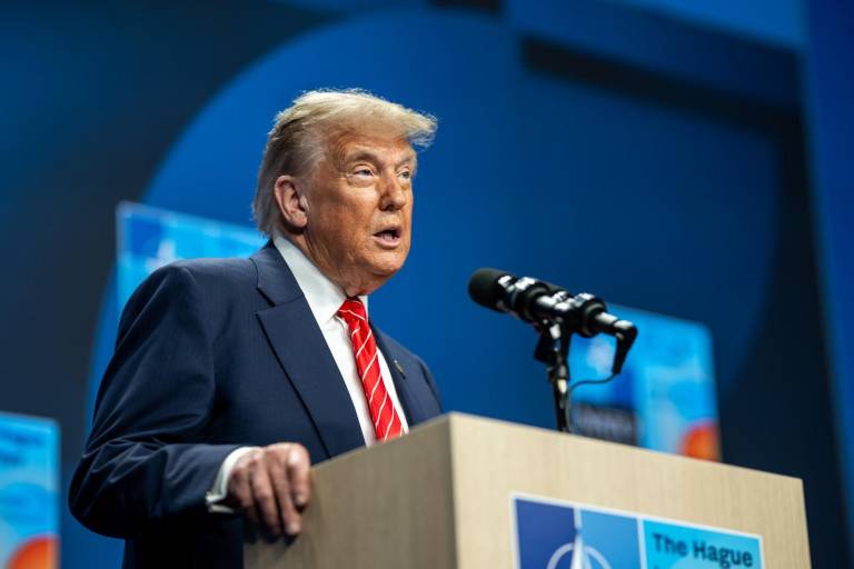 Corte de EU limita facultad de jueces federales para bloquear decisiones de Trump