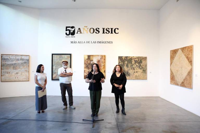 Inauguran la exposición ‘50 años Isic: más allá de las imágenes’