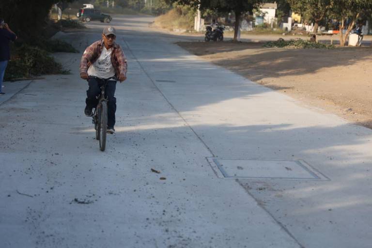 Entrega Gobierno de Mazatlán rehabilitación de vado