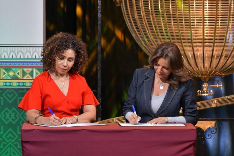 Lotería Nacional celebra con Sorteo Superior 65 años de Editorial Panini, ícono mundial de colecciones