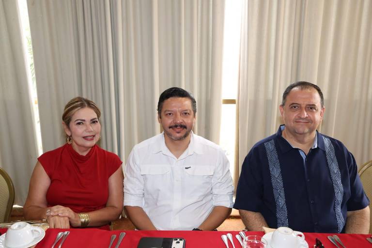 Celebran colaboradores de Noroeste, el tradicional Día del Padre