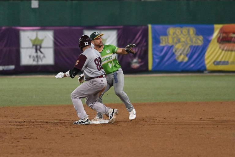 Cañeros de Los Mochis supera a Tomateros de Culiacán, en el inicio de la Baja Series 2025