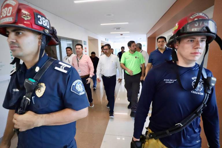 Fueron evacuados 90 pacientes tras incendio en el nuevo Hospital General de Culiacán