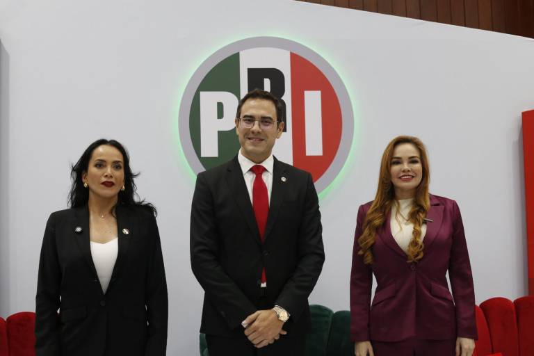 Grupo Parlamentario del PRI destaca la creación de ocho nuevas leyes, en su Primer Informe de Labores