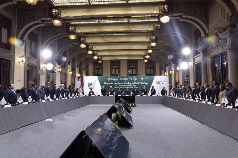 Sheinbaum pide a gobernadores ‘aterrizar’ estrategia nacional de seguridad