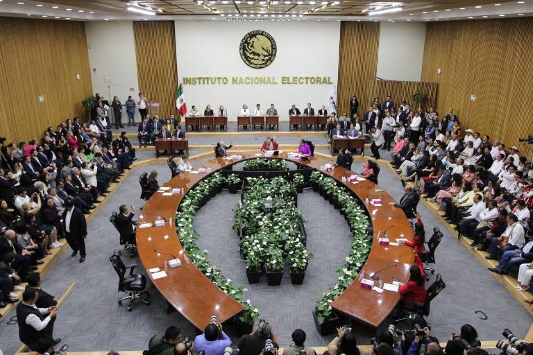 ‘7.9 no sube a 8’: el INE se enreda con las calificaciones de ganadores en elección judicial