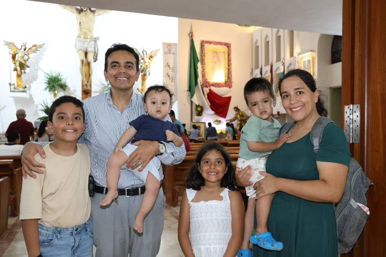 Participan en los festejos a Nuestra Señora de Fátima