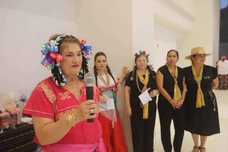 Anspac Mazatlán reúne a amigas en una entretenida tarde de bingo