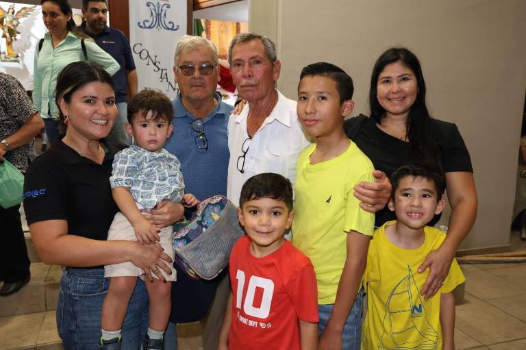 Participan en los festejos a Nuestra Señora de Fátima