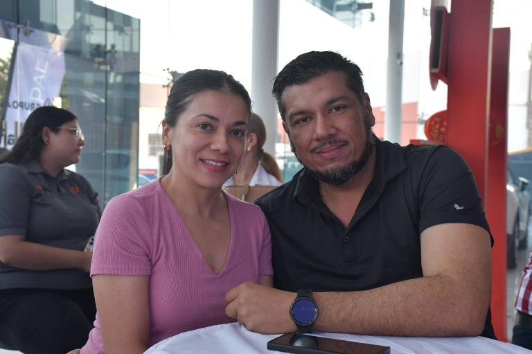 Admiran clientes las nuevas unidades que presenta Changan Culiacán