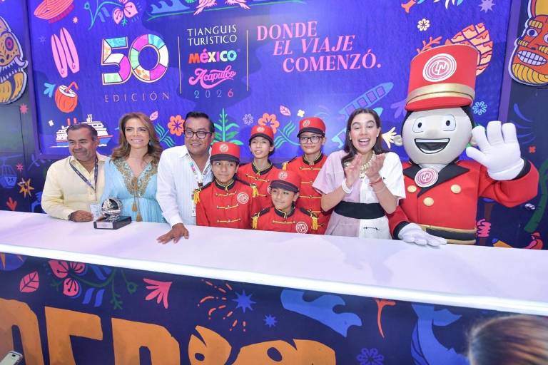 Billete conmemorativo de la Lotería Nacional enaltece el orgullo del Tianguis Turístico de México, por su 50 aniversario