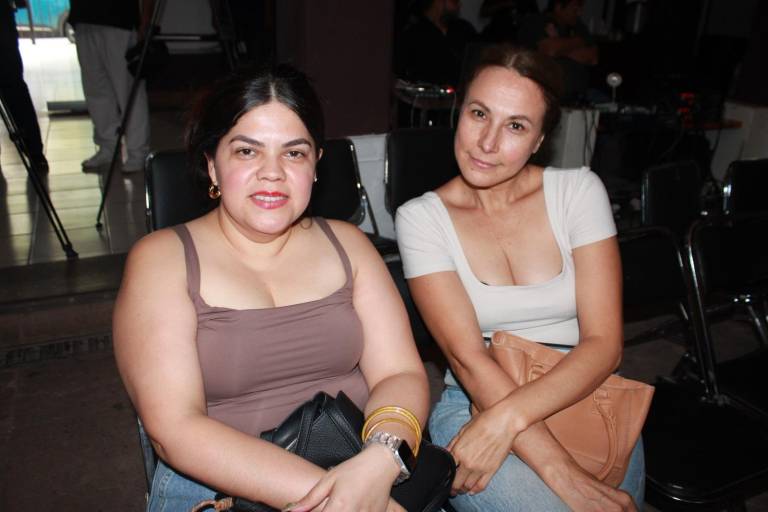 Destacan periodistas la transformación que ha vivido el periodismo