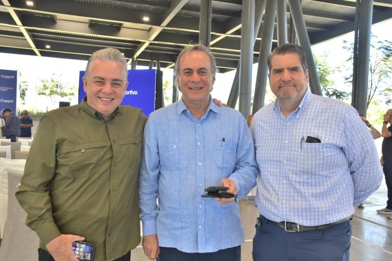 Inaugura Grupo Coppel su Club Deportivo