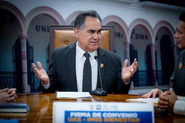 La UAS e IMSS-Bienestar firman convenio de colaboración en beneficio de los estudiantes y la comunidad; coordinan esfuerzos en salud, investigación y práctica profesional