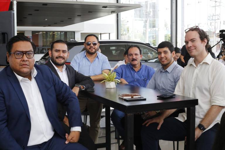 Celebra Grupo Del Rincón 56 años, reinaugurando sus tres agencias en Culiacán