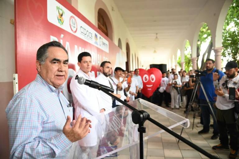 Encabeza el Rector Jesús Madueña la Jornada Médica de Cardiología en el CIDOCS y refrenda el compromiso de la UAS con la salud de los sinaloenses