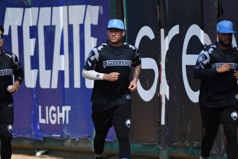 Estoy preparado para ser abridor o relevista: Víctor Buelna