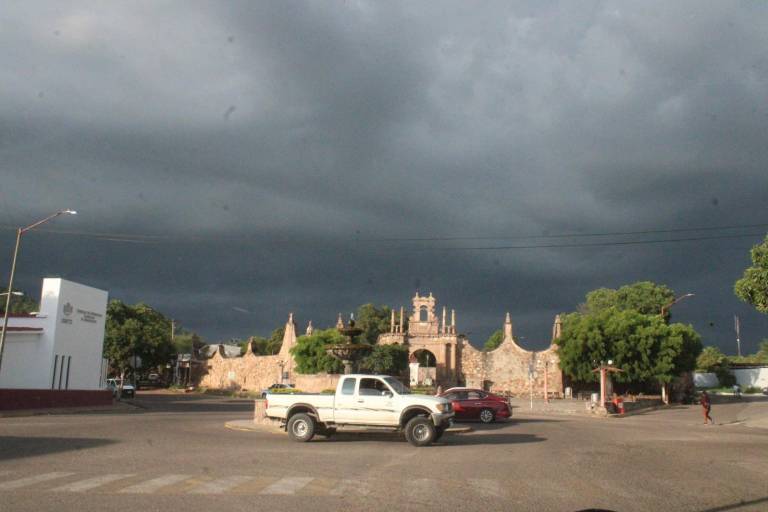 Nublados y fuertes vientos alivian las altas temperaturas en Rosario