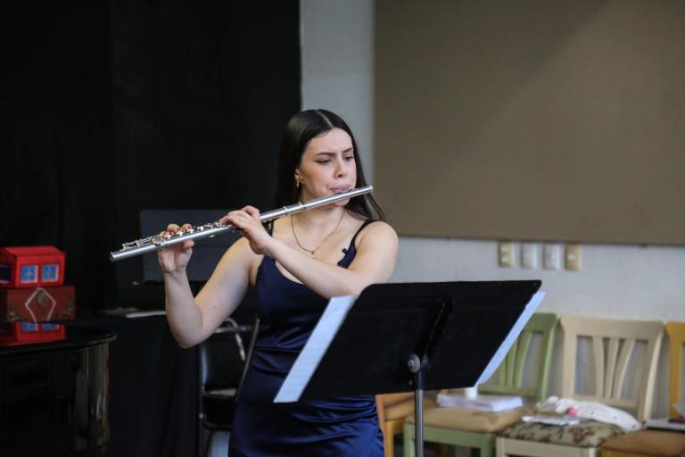 Recital de flauta abre programa de fin de año de la Escuela José Limón