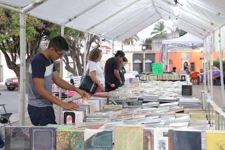 Invitan en Rosario a la Feria del Libro 2025