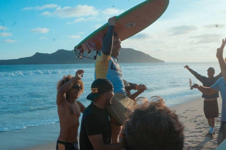 Conquista García Sais etapa de Blue Therapy Surf