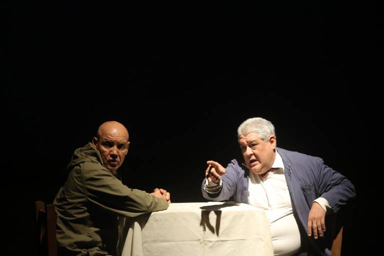 De resistencia y reflexión, ‘La razón blindada’ conmueve al público