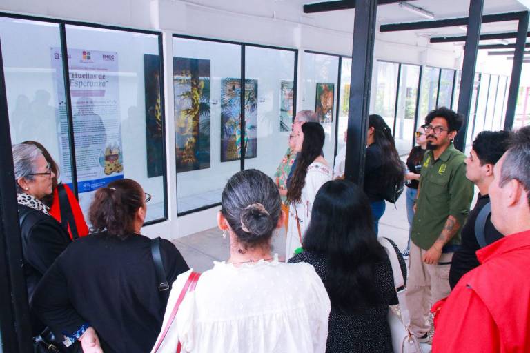 Inauguran la expo Huellas de Esperanza, en el Museo de Historia Regional