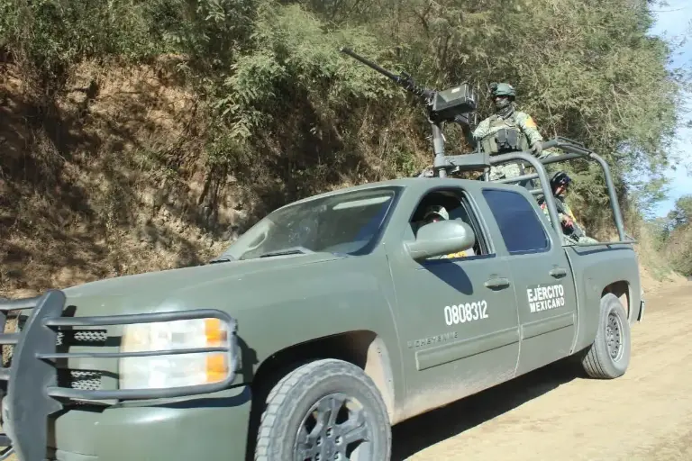 Reportan dos hombres muertos tras balaceras registradas en comunidades de Rosario