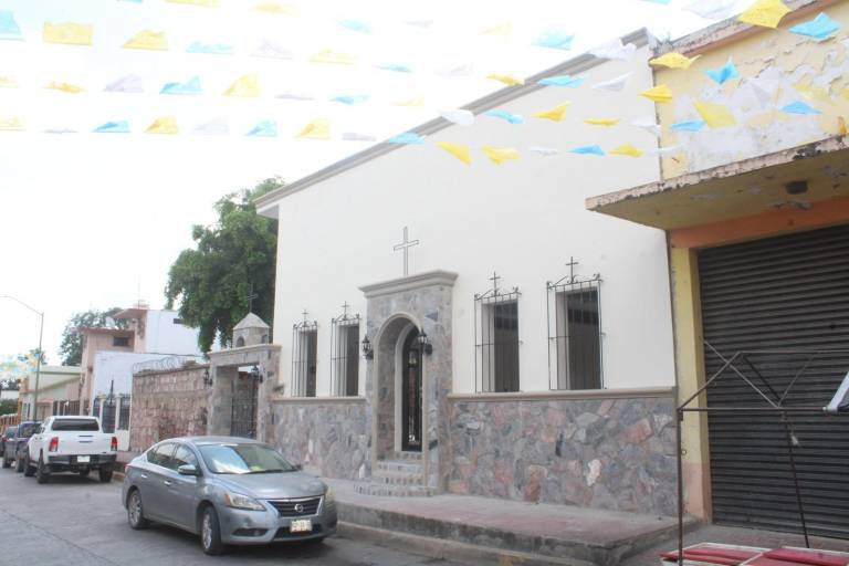 Obispo de Mazatlán promete volver a Rosario para inaugurar la primera capilla de adoración perpetua