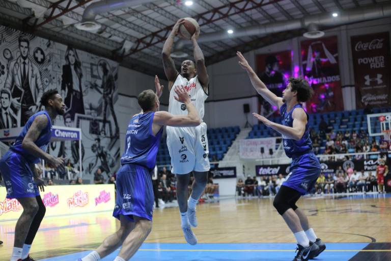 Venados Basketball empieza una larga estancia en casa