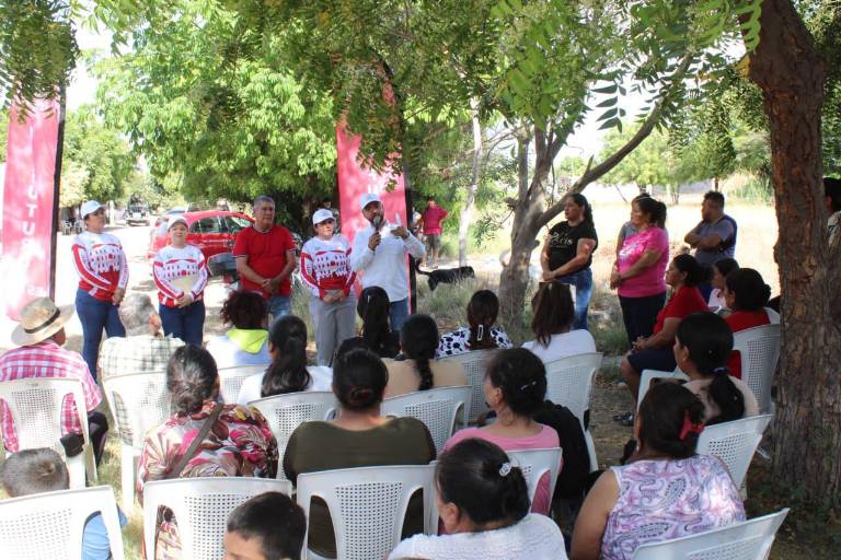 Avanza Navolato en la regularización de colonias de Villa Juárez como parte del Plan Integral