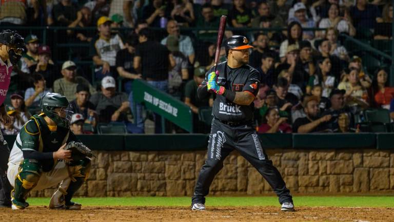 Harold Ramírez saca su poder.