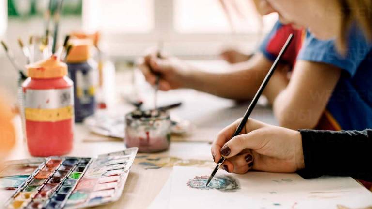 El taller de pintura libre Evocaciones oníricas se llevará a cabo los días jueves 6 y viernes 7 de febrero.